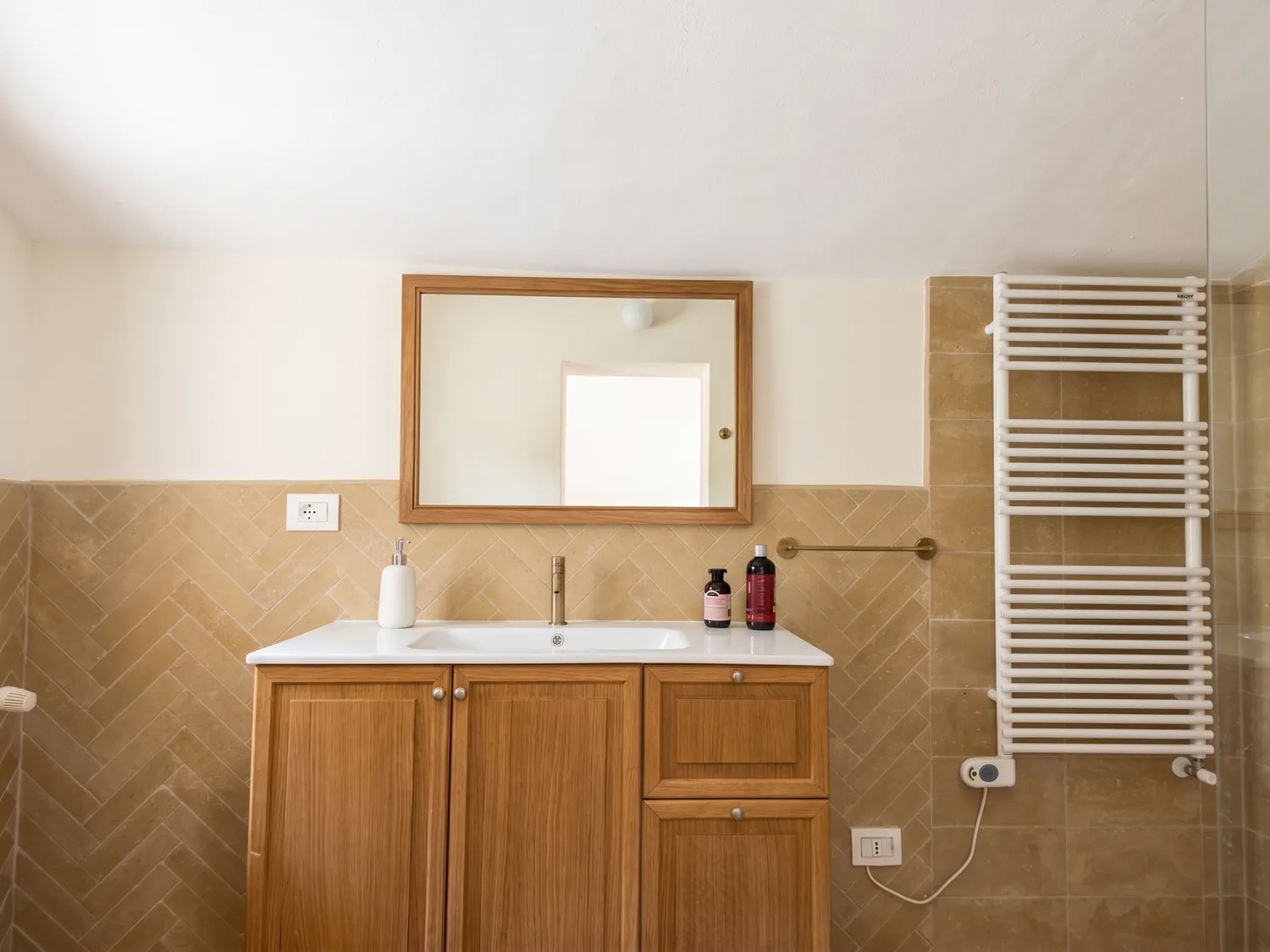 Villa 2, bagno al primo piano